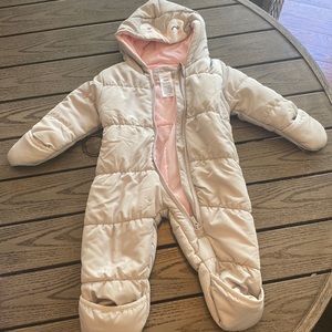 Carter’s 12M Suit